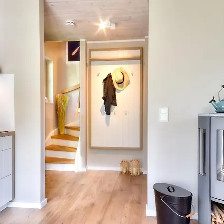 Inselliebe 02 Klein Stresow Ruegen By Ruyastay Putbus